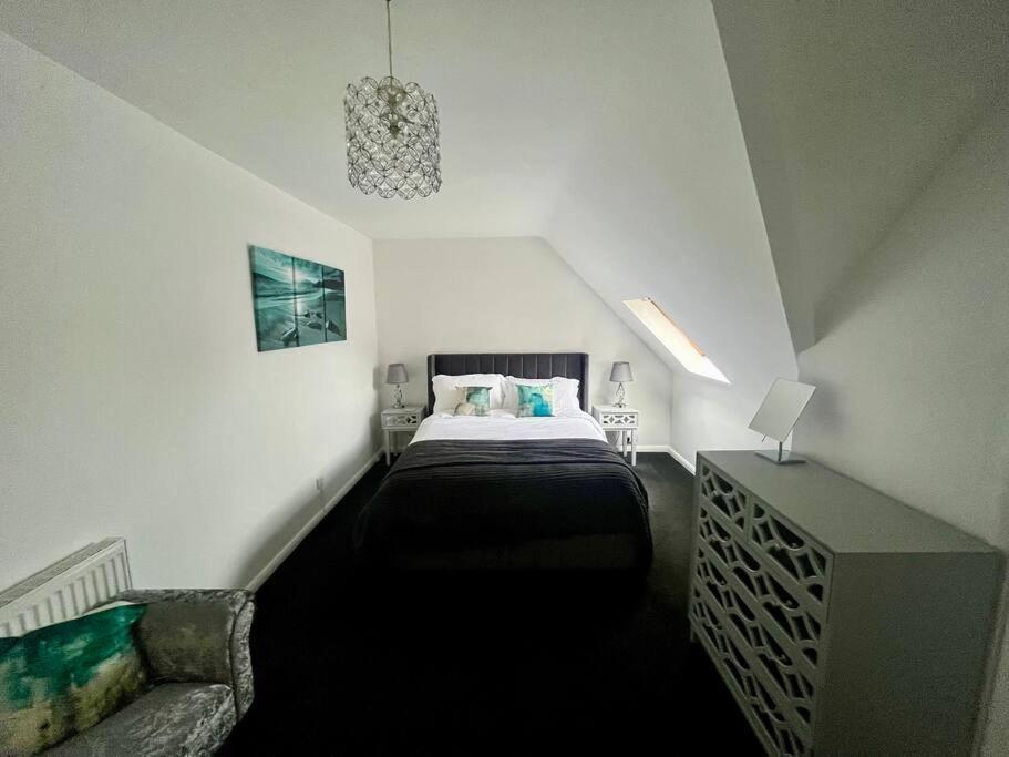 Bs - Luxury Top Floor 4 Bed Apartment With Garage In Town Centre - No Lift Stratford-upon-Avon Luaran gambar